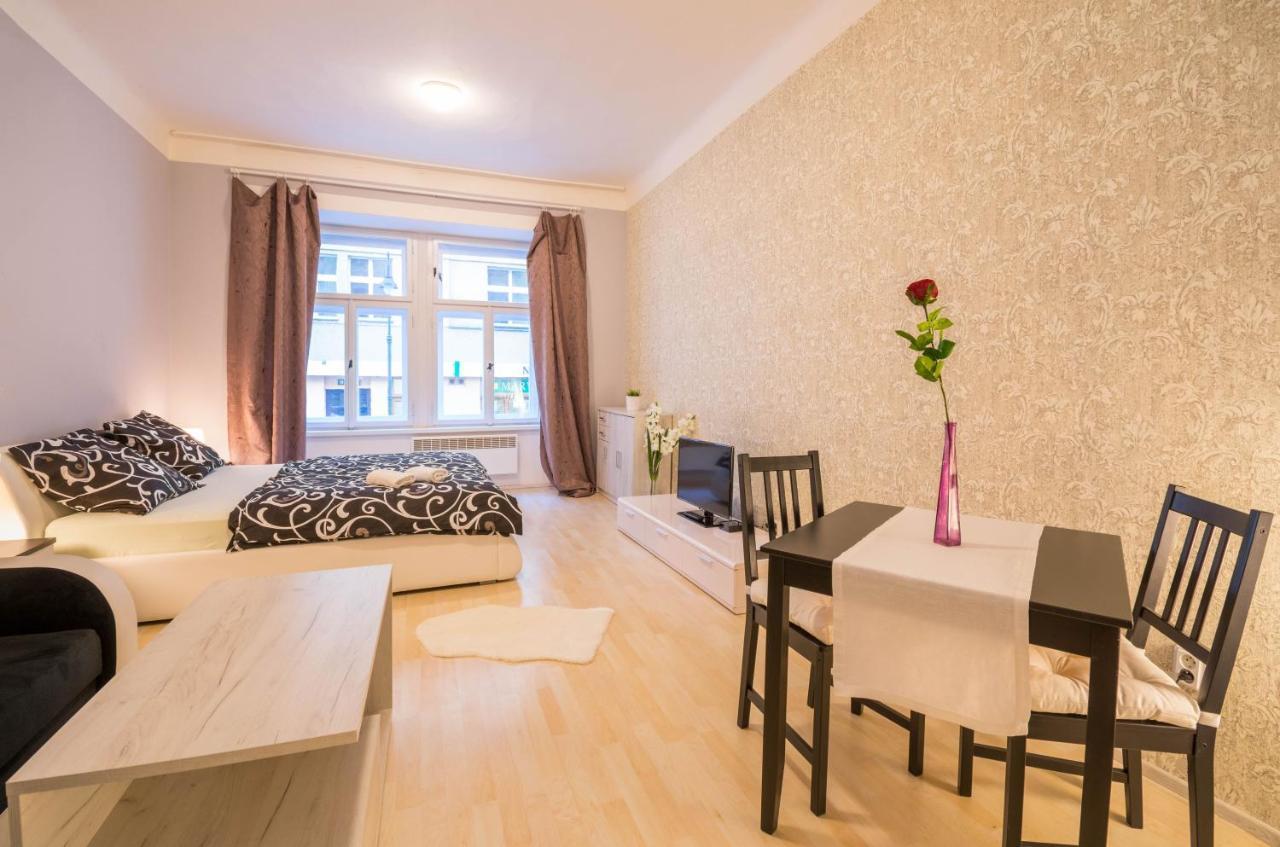 Chest Design Apartments Prague Extérieur photo
