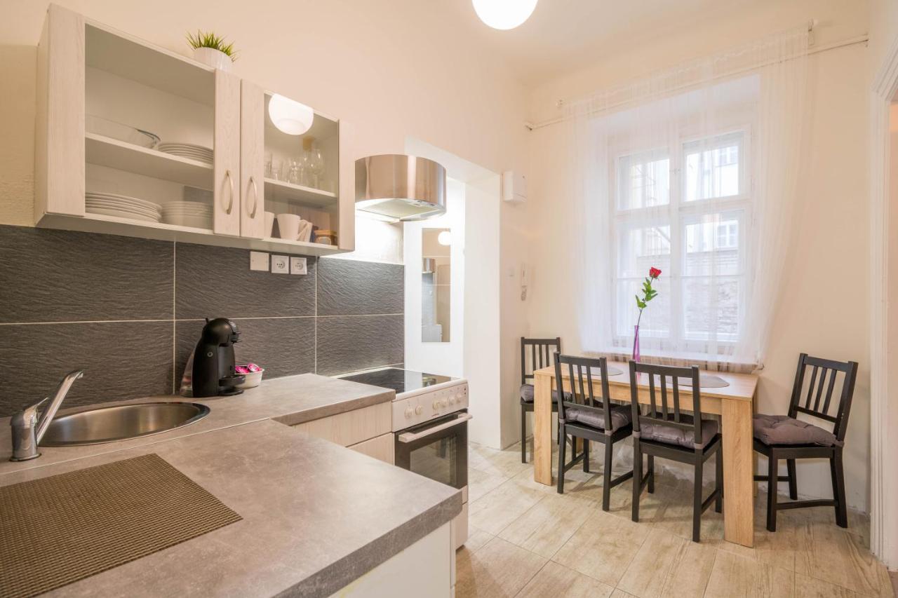 Chest Design Apartments Prague Extérieur photo